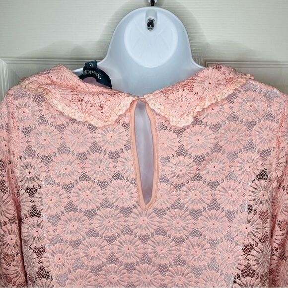 Modcloth Charismatic Classic Peter Pan Collar Pink Lace Top Daisy Lace M NWT - Picture 9 of 11